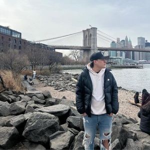 Meet your Posher, Dante